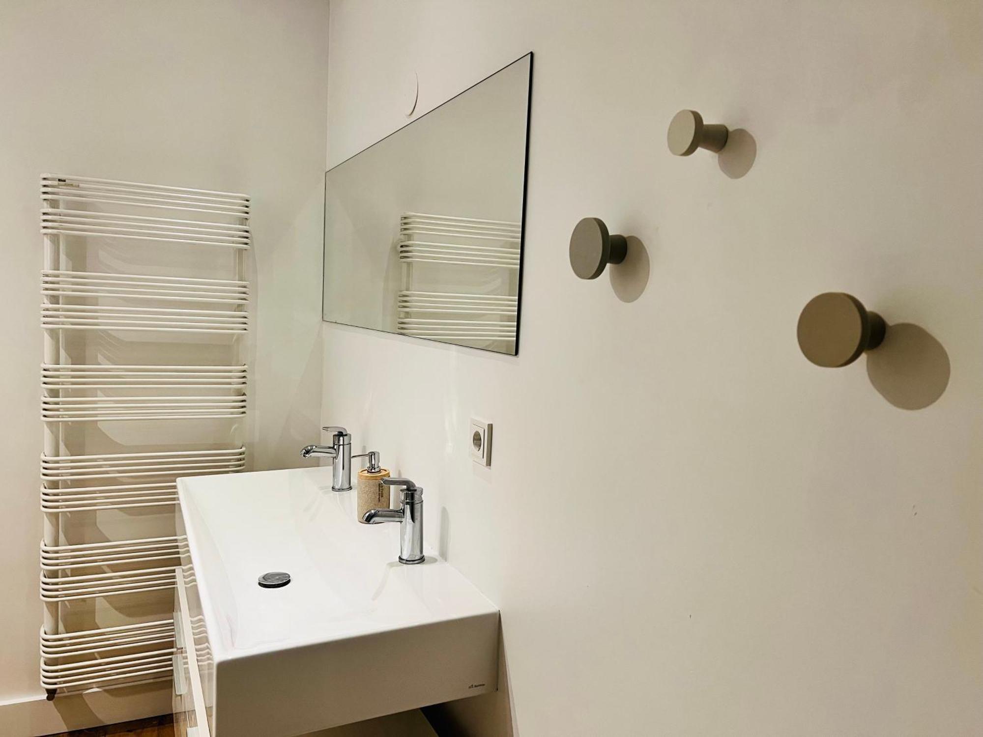 Accademia00 Bed & Breakfast Maastricht Bagian luar foto